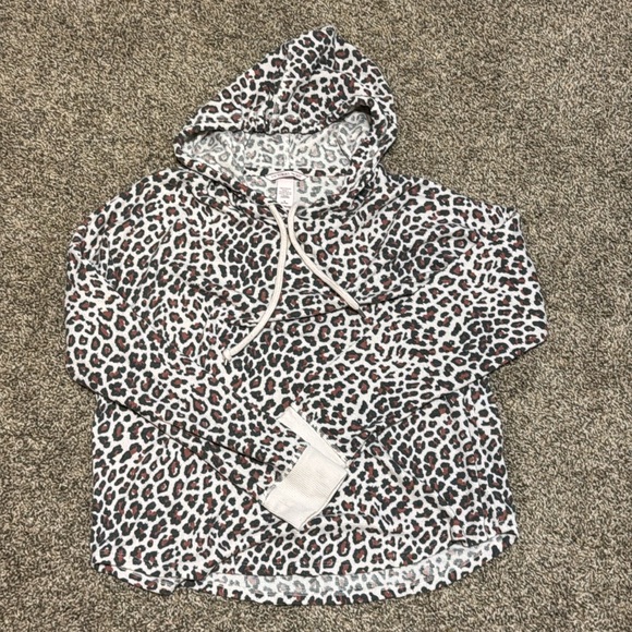 Victoria Secret | Leopard Print Hoodie and Shorts Pajama/Comfort Set - Picture 2 of 6
